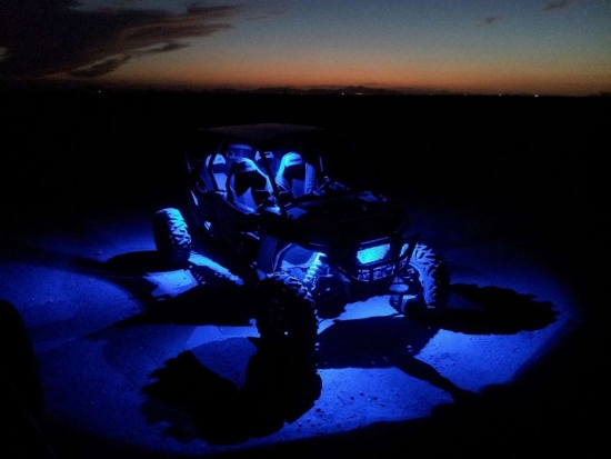 Unterboden Beleuchtung Rock Light Set Stabile mehrfarben Lichter Bluetooth Steuerung ATV UTV Quad